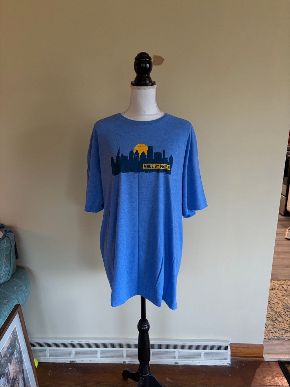 New 2XL The Yards Brewing Blue Graphic T-Shirt with Yellow Sun Skyline